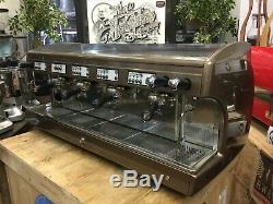 Astoria Perla 4 Group Brown Espresso Coffee Machine Barista Latte Beans Cup Cafe