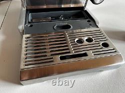 Breville Barista Express Espresso Machine Perfect Used 5 Times BOX INCLDED
