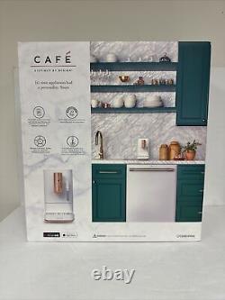 Cafe Affetto Automatic Espresso coffee maker with frother! White New In Box