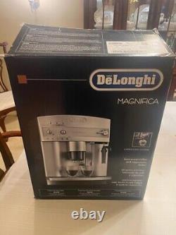 DeLonghi ESAM3300 Magnifica Espresso Machine Cappuccino Maker