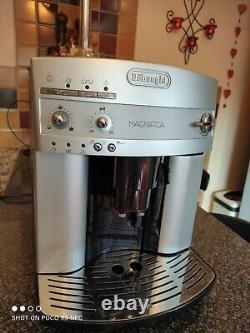 DeLonghi ESAM 3200. S Automatic Espresso bean to cup Coffee Machine Silver