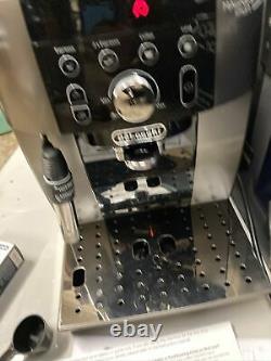 De'Longhi Bean to Cup Coffee Machine ECAM250.33. TB EX DEMO BOXED FREE POST
