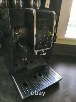 De'Longhi Bean to Cup Coffee Machine in Black ECAM350.55. B