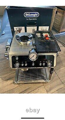 De'Longhi EC9335. M La Specialista Bean to Cup Coffee Machine Missing Some Parts