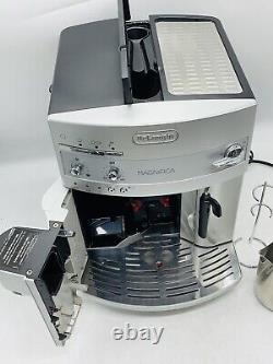 De'Longhi Magnifica ESAM3300 Super Automatic Espresso/Coffee Machine