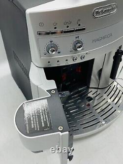 De'Longhi Magnifica ESAM3300 Super Automatic Espresso/Coffee Machine