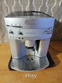 De'Longhi Magnifica ESAM3300 Super Automatic Espresso Coffee Maker
