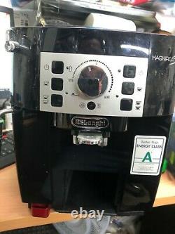 De'Longhi Magnifica S, Automatic Bean to Cup Coffee Machine, ECAM22.110. B, Black