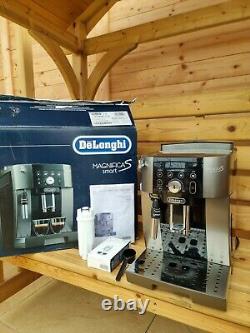 De'Longhi Magnifica S Smart Bean To Cup Coffee Machine ECAM250.33. TB USED