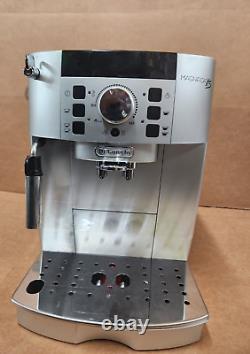 Delonghi ECAM22110SB Magnifica XS Bean-To-Cup Espresso Maker