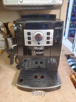 Delonghi Magnifica S Automatic Espresso Coffee Machine ECAM22110B