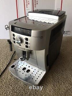 Delonghi Magnifica XS ECAM 22110sb Espresso Machine