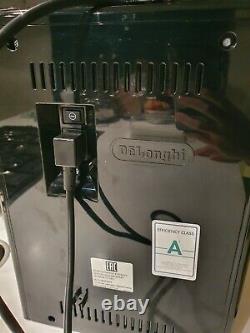 Delonghi PrimaDonna Class Bean to Cup Coffee Machine ECAM 550.55. SB. C34