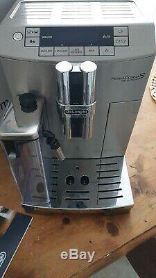 Delonghi Prima Donna Deluxe S bean to cup auto coffee machine + extras. RRP£1200
