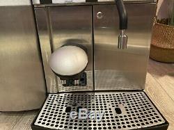 Franke Evolution Bean-To-Cup, Coffee Machine + Milk Fridge