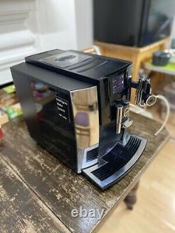 Jura E8 Bean-to-Cup Automatic Coffee Machine Chrome
