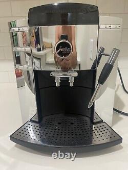 Jura Impressa F9 SuperAutomatic Coffee/Espresso Machine