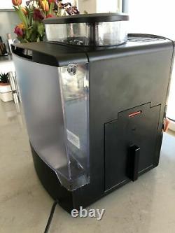 Krups Espresseria EA8150 Auto Bean to Cup Coffee Machine, Black Elegant