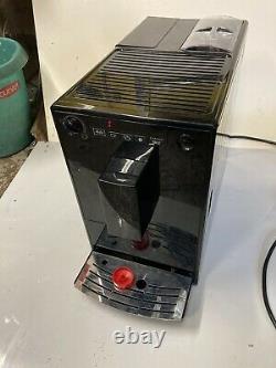 Melitta Solo Pure Black Bean To Cup Coffee Machine E950-222 EX DEMO FREE POST
