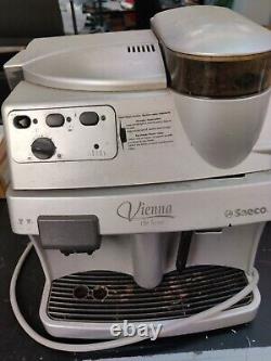 Saeco Vienna De Luxe Espresso Machine SUP