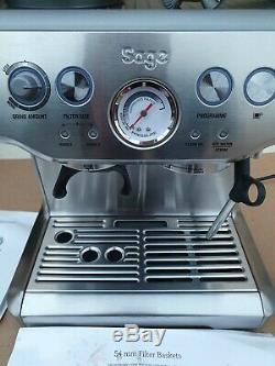 Sage Barista Express 2 Litres Tank Bean to Cup Coffee Machine Including Milk Jug