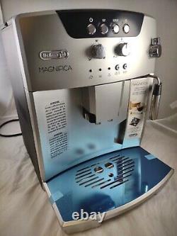 Used-De'Longhi Magnifica Cappuccino & Espresso Machine Silver ESAM04110S
