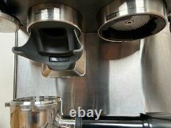 Very new Sage The Barista Express BES875UK Bean to Cup Coffee Machine Silver